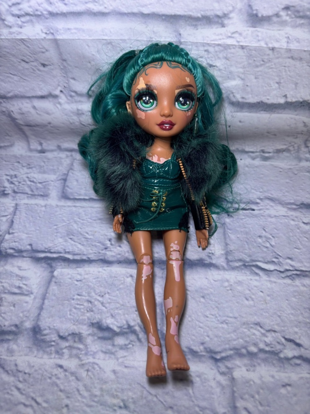 Rainbow High Fashion Dolls Set of 3 Jewel Richie River Kendall Amaya Raine MGA - Picture 3 of 7